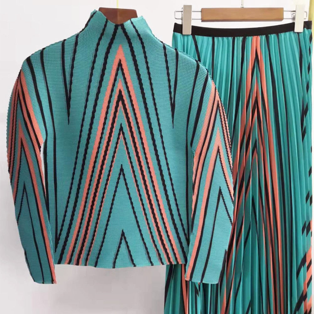 High-end  Striped Half Neck Top + Versatile Skirt Two-Piece Set