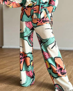 Elegant 2 Piece Fit Designer Print Outfit